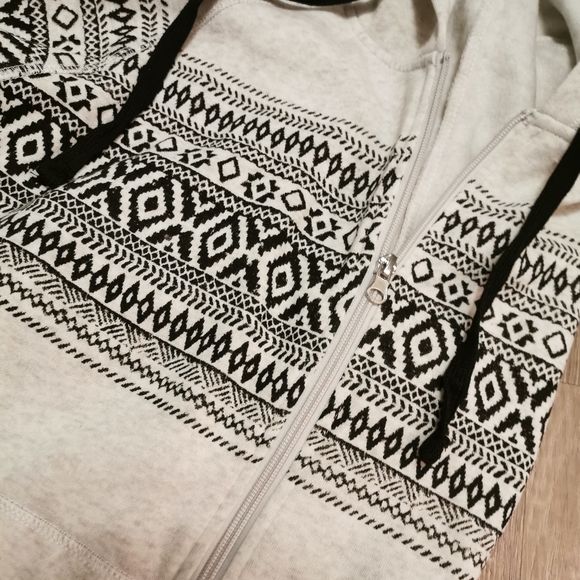 Brand New Onsie - Picture 2 of 3